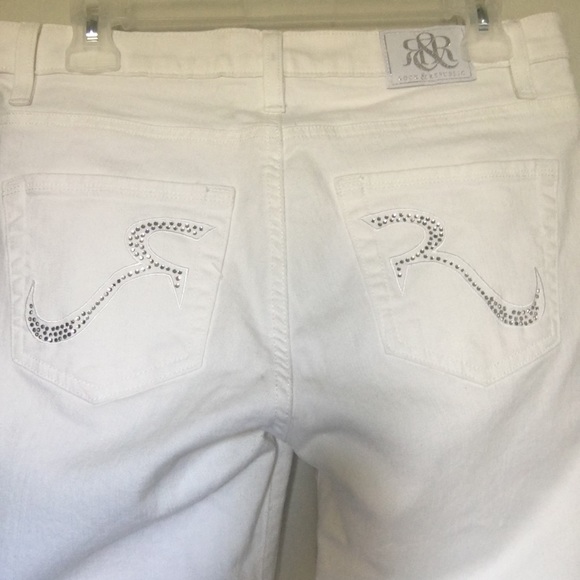 Rock & Republic White Jewel Embellished Jean Size8 - Picture 3 of 10